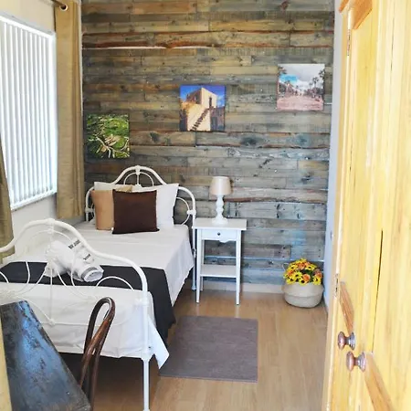 住宿加早餐酒店 Joseluce Gudja